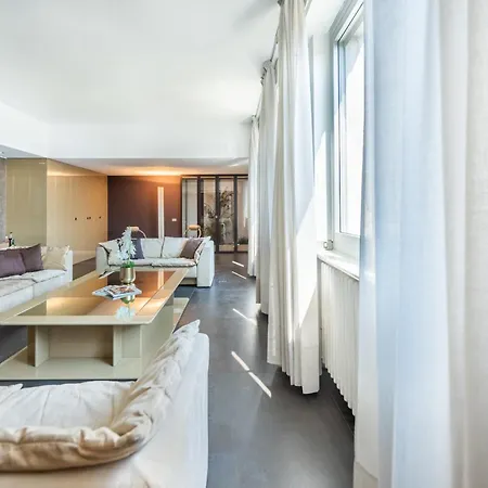 Leone 7 Bilocale P1 Apartment